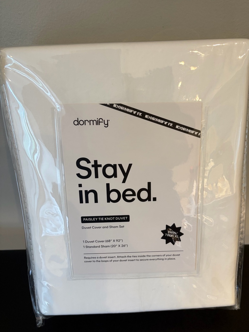 Dormify White Paisley Tie Knot Duvet Cover & Sham Set